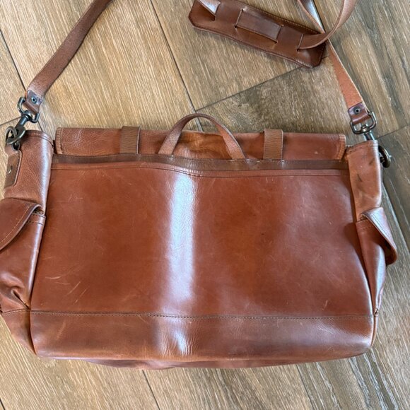 Whipping Post mens' all leather large messenger bag with buckle closure - Picture 8 of 16